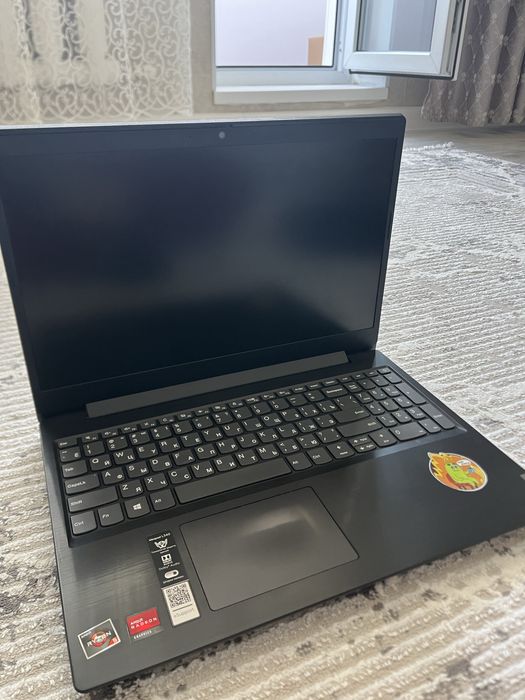 Ноутбук новый Lenovo
