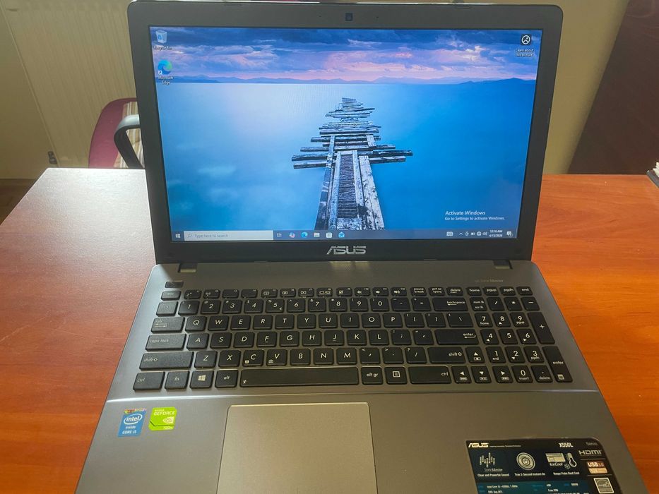 Vand Laptop Asus X550L 4Gb RAM, IntelCore i5-4200CPU-1,60Ghz, in stare de functionare, 250 lei