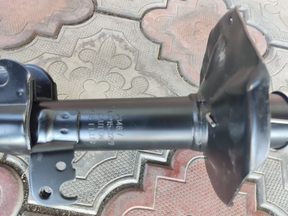 Амортизаторы toyota corolla