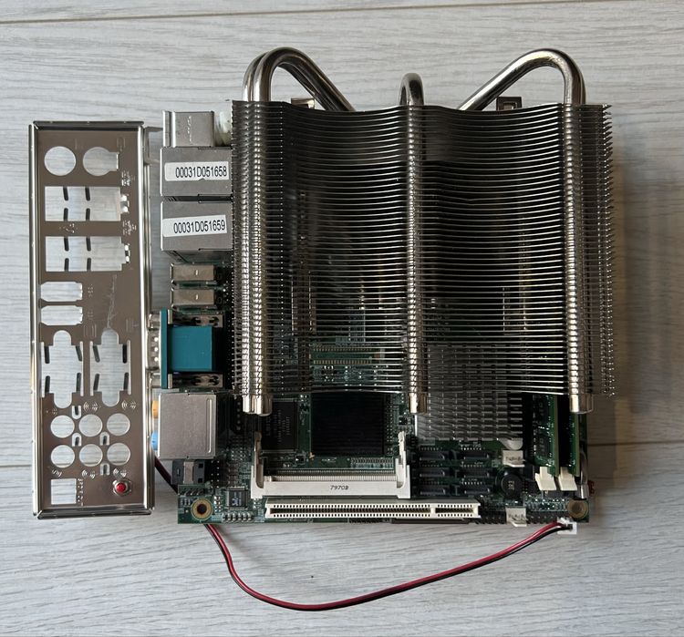 Placa baza Industriala Commell LV-676 LGA775,Intel Q6600,4GB DD2,I/O