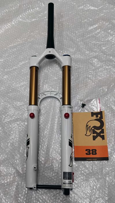 FOX 38 GRIP X2 Factory 170mm, нова вилка Kashima Coat версия 2025/2026