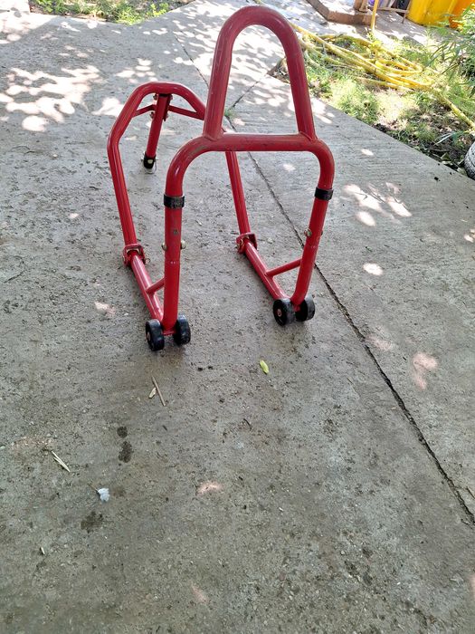 Stander moto jug