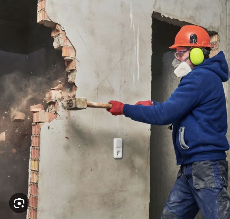 Demolări și decopertări