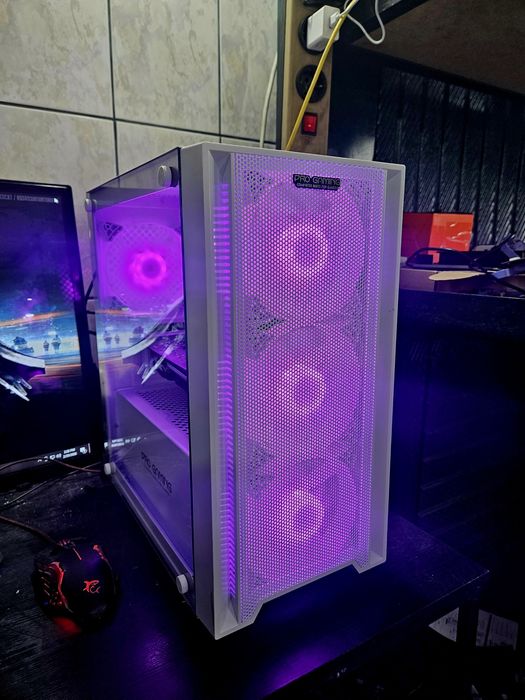 Unitate PC Gaming Ryzen 5 3400 video 8GB RX 580 16GB RAM