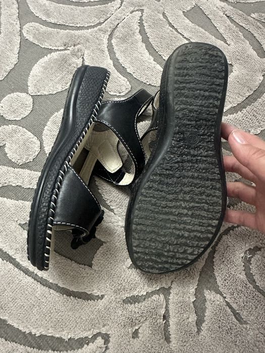 Сандалии кожа 36р