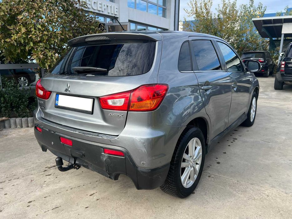 MITSUBISHI ASX 2011 — imagine 3