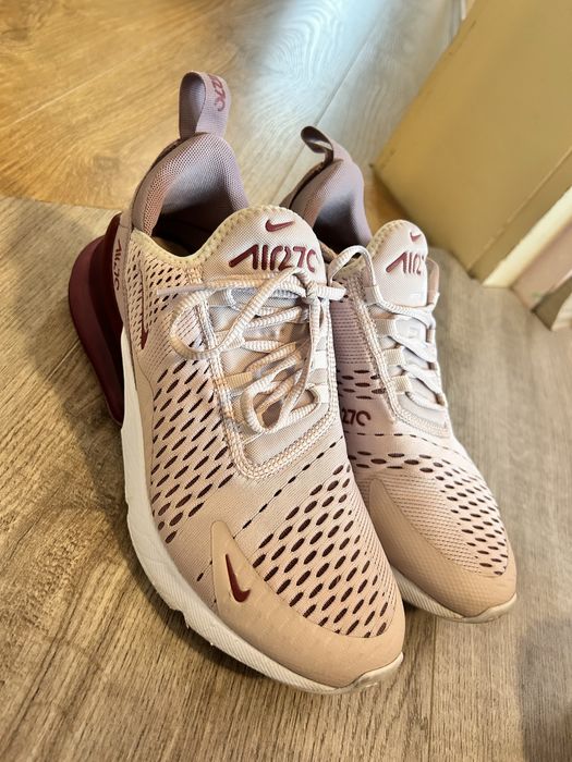 Обувки nike air max 270
