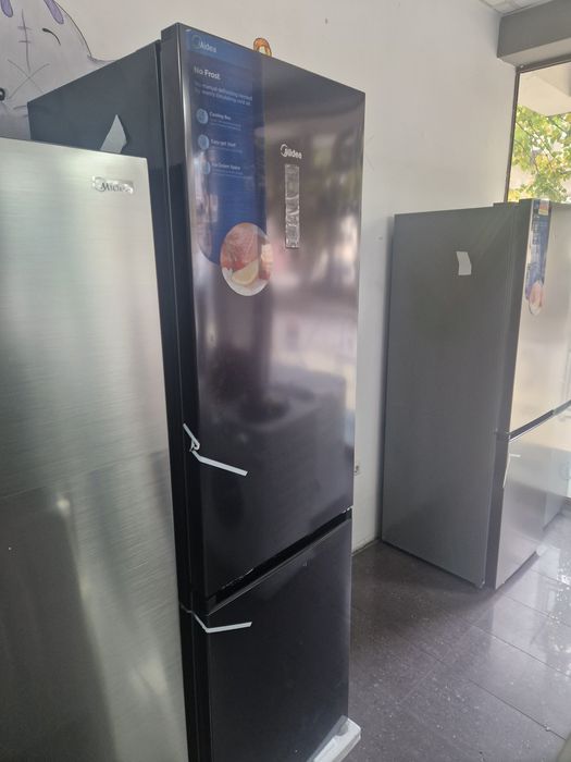 Хладилник с фризер Midea A++ No Frost Чисто Ново
