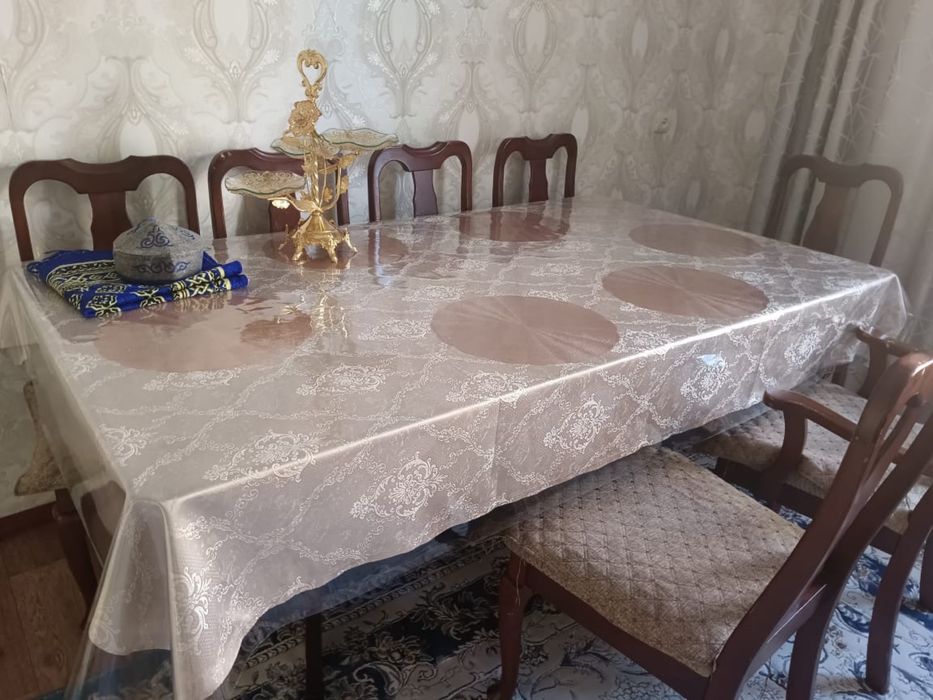 Продам стол