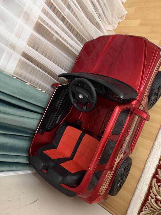 Машина детский  хорошый