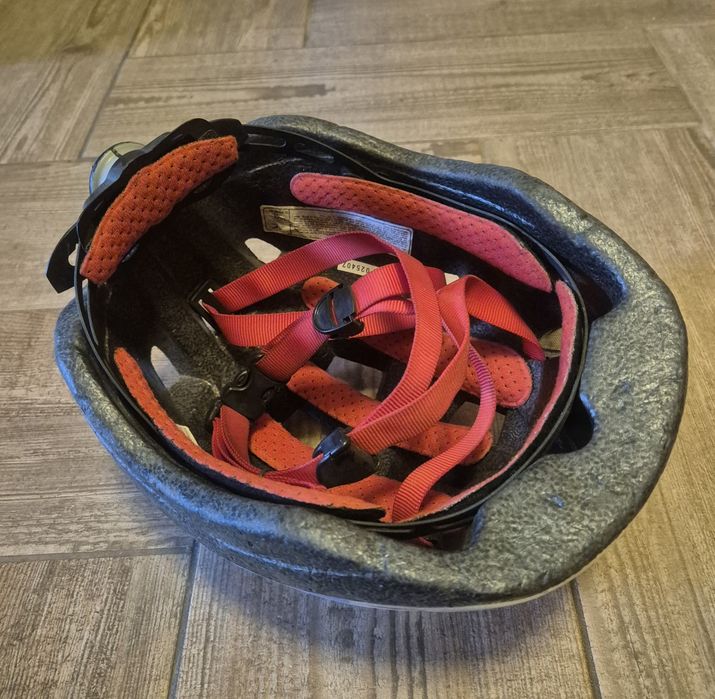 Casca bicicleta CUBE