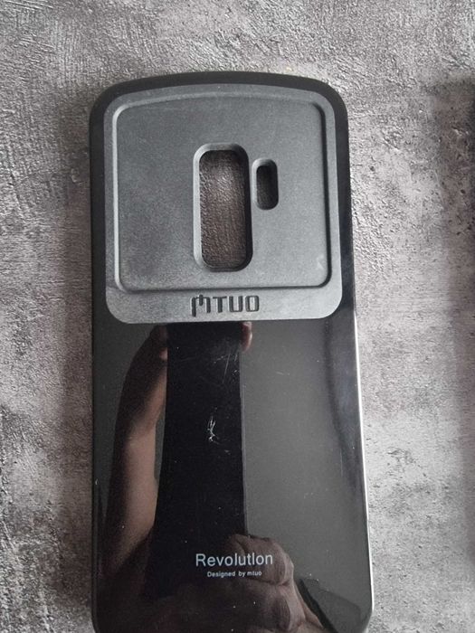 Чехлы на Samsung Galaxy S9+