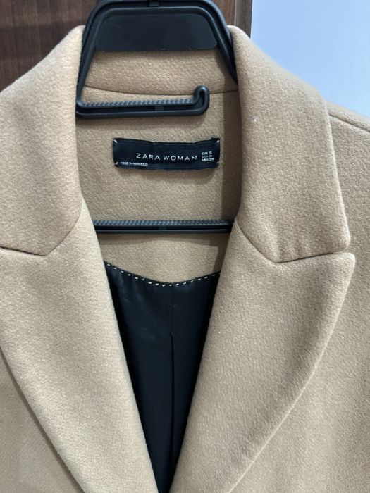 Палто на зара носено броени пъти