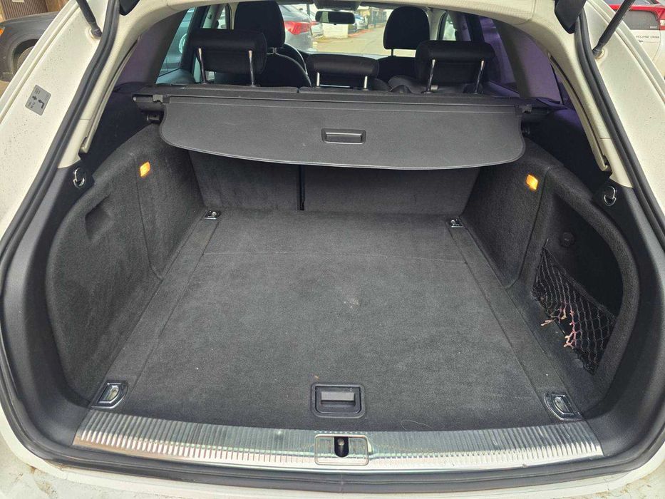 Продавам Audi A4