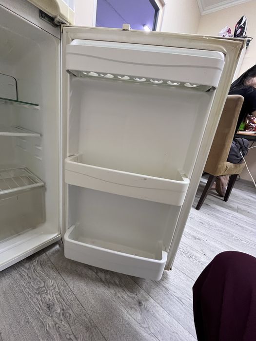 Холодильник LG,состояние хорошее , рост 1’50