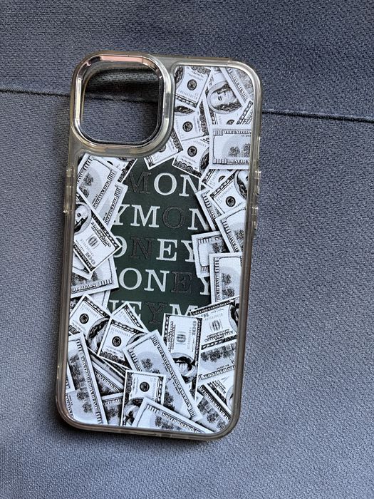 Чехлы на iphone 13 базовый