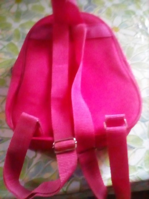 Детская сумочка и маленький портфель