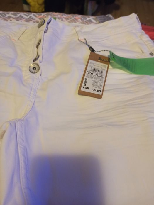 Pantaloni de dama