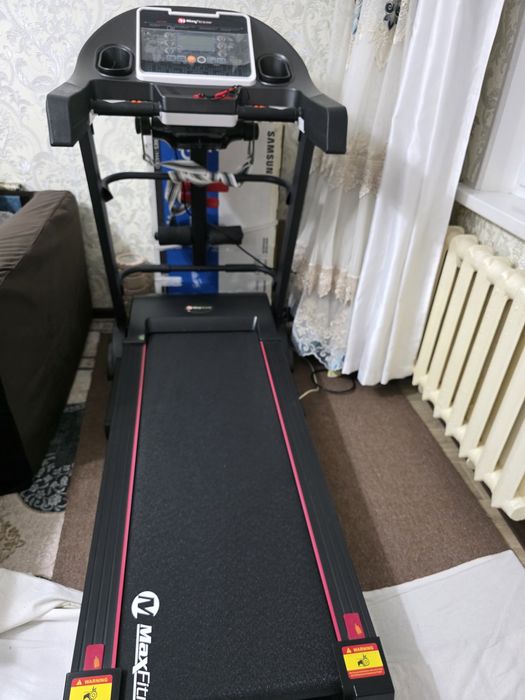 Тренажёр беговая дорожка