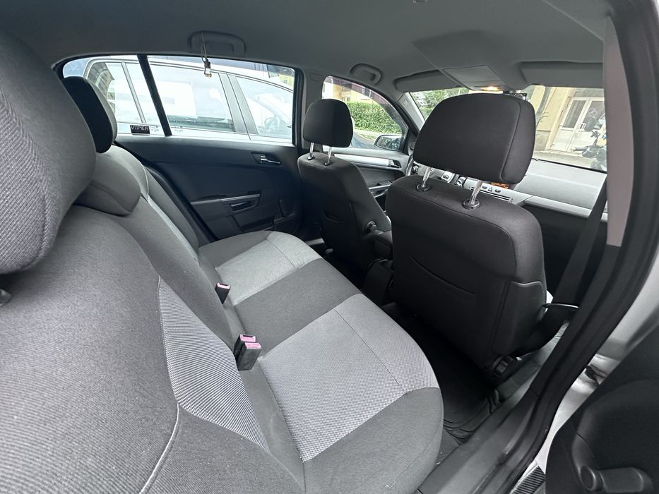 Opel Astra H 1.4 (67.000km  !)