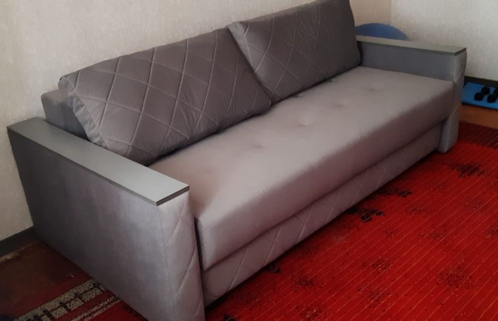 Продам диван.Новый.