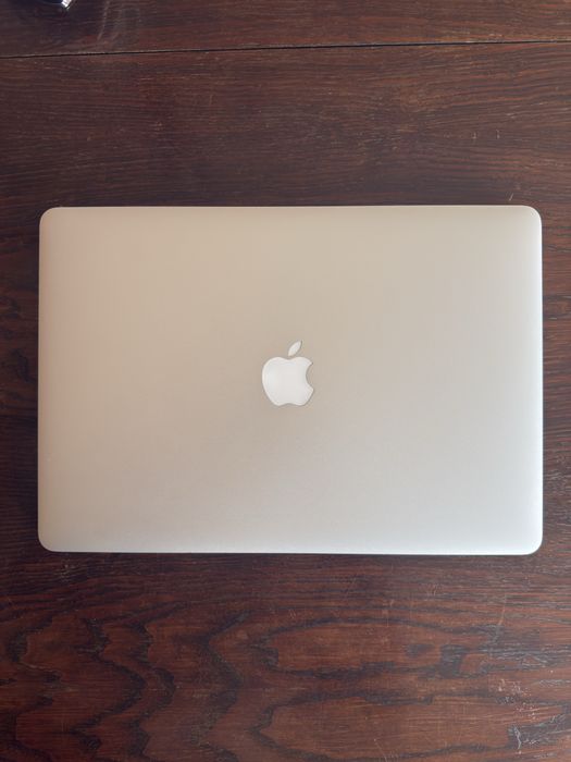 MacBook Pro 15 :)