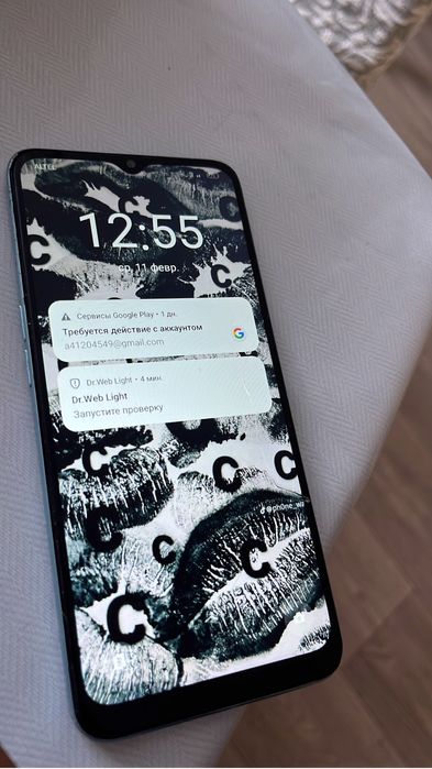 Продам Oppo A57  64г