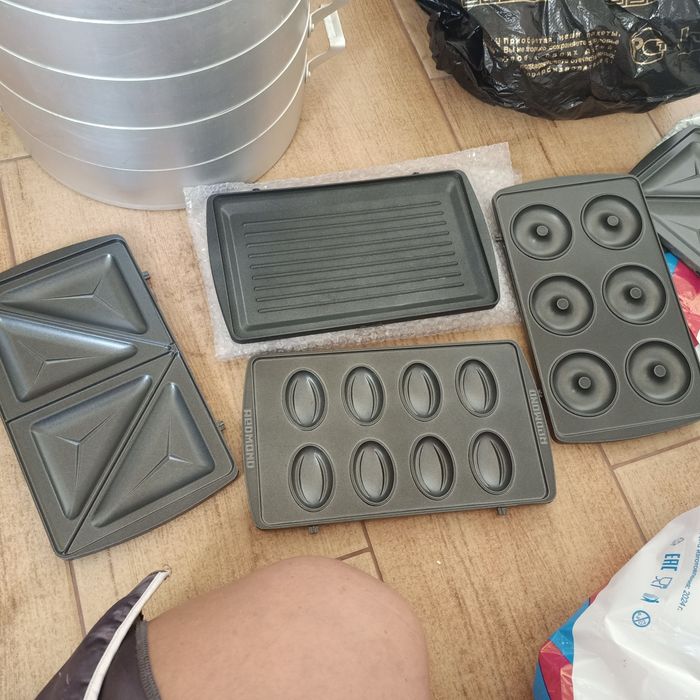 Продам насадки для вафельницы Rondel