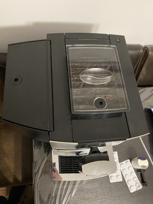 Expresor automat Jura x10