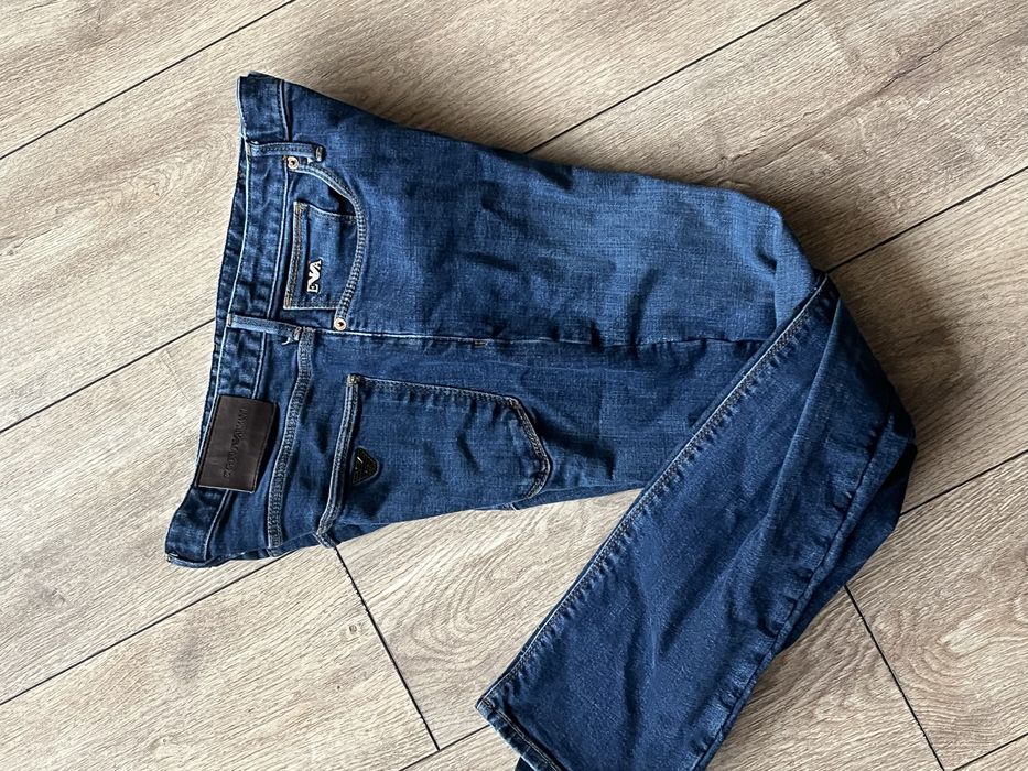 Emporio Armani MILANO : размер 32 Slim / Оригинал