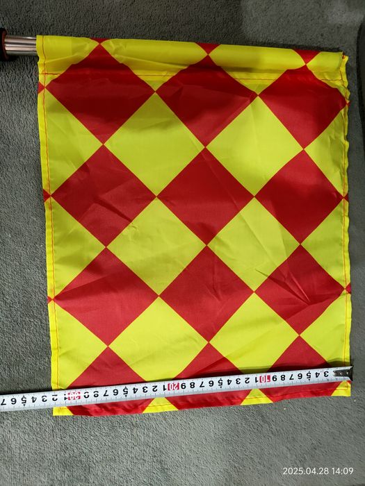 Fanion fotbal , arbitru tușier