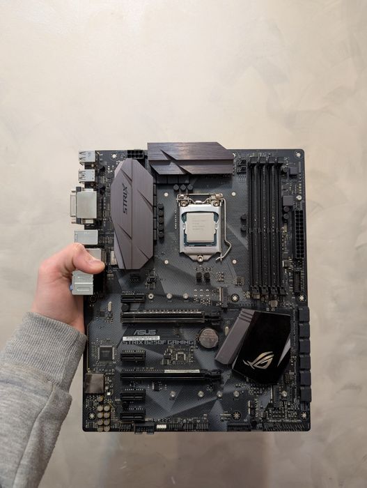 Intel Core i7 6700 + Asus STRIX B250