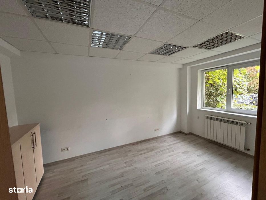 Marasesti - apartament renovat,  nemobilat, parter
