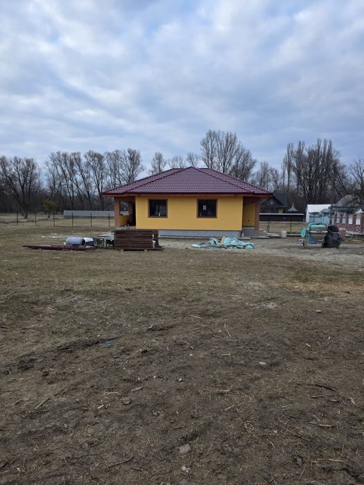 Vand casa noua , situata la 4 km de Tg.Neamt(Topolita)