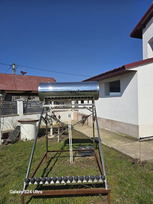vand panou solar  pentru producerea apei calde