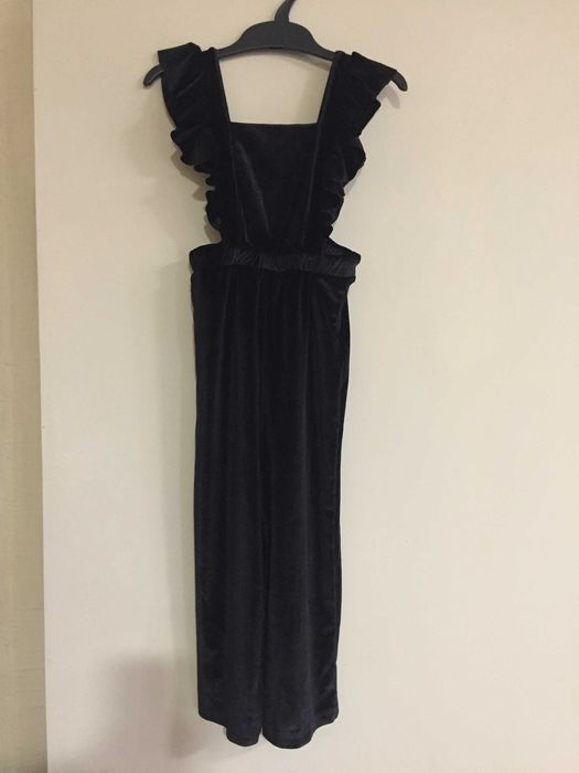 Дрехи за момиче 3-4 години, 104 см. официални рокли, гащеризон, дънки