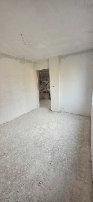 Продава се Тристаен апартамент в Пловдив, Остромила - 112 кв.м за 1250 €/кв.м - Снимка #4