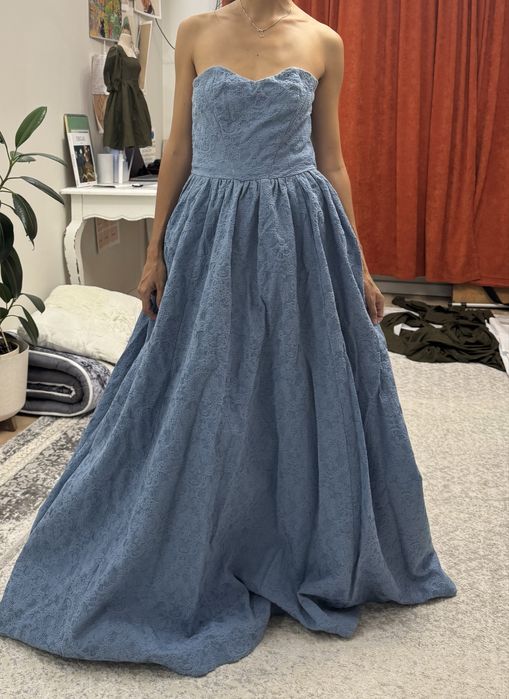 Платье вечернее голубое