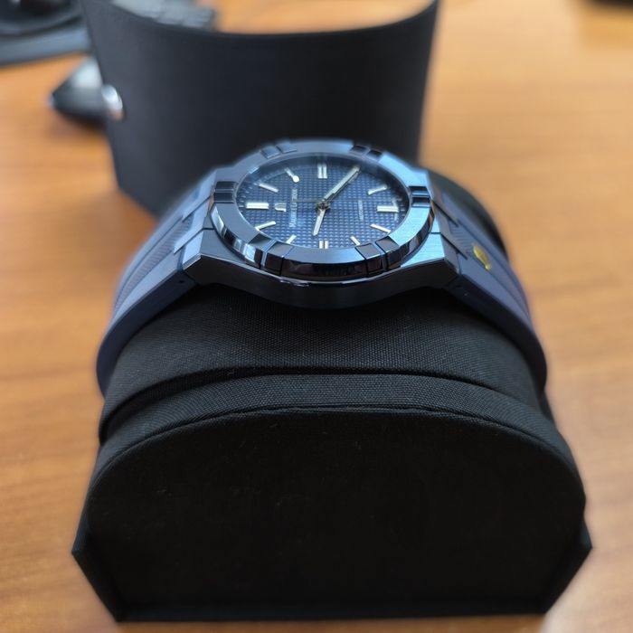 Maurice Lacroix AIKON Automatic Limited Edition AI6007-PVC00-430-4