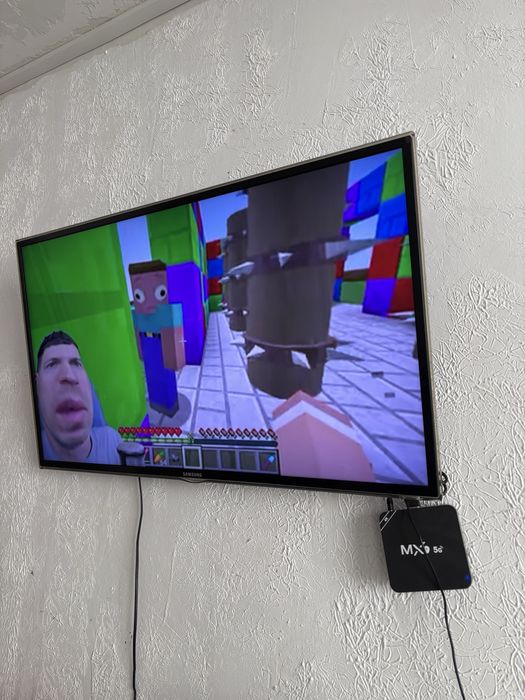 Телевизор самсунг