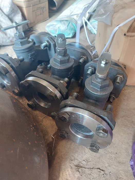 Продам ПНД трубы, задвижки