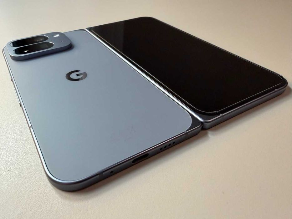 Google / Pixel 10 Pro Fold / 512 Gb / Moonstone