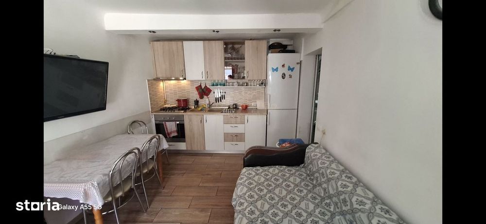 Vind apartament cu 1 camera ,bucatarie ,1baie sup.30mp. In Marasti .