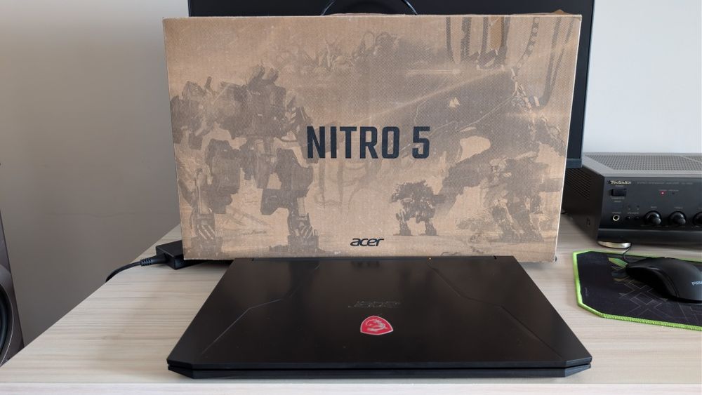 Геймърски лаптоп Acer Nitro 5 17.3 Intel i7 Rtx 3060 32GB RAM
