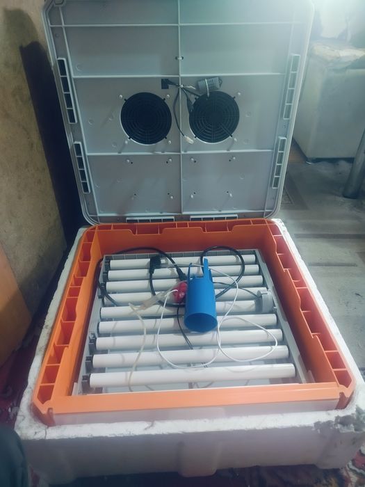 Продам инкубатор