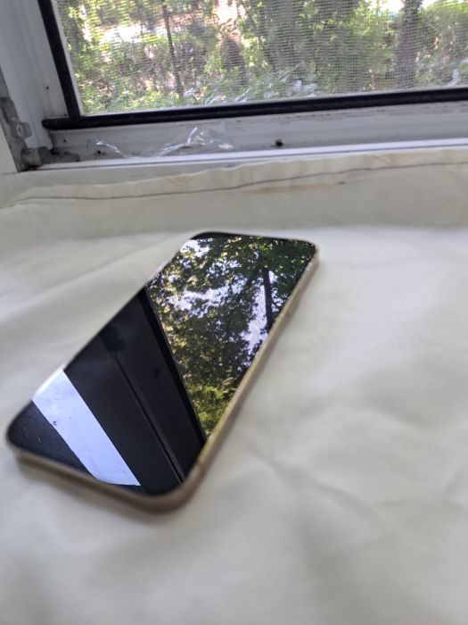 iPhone 12 pro gold!!