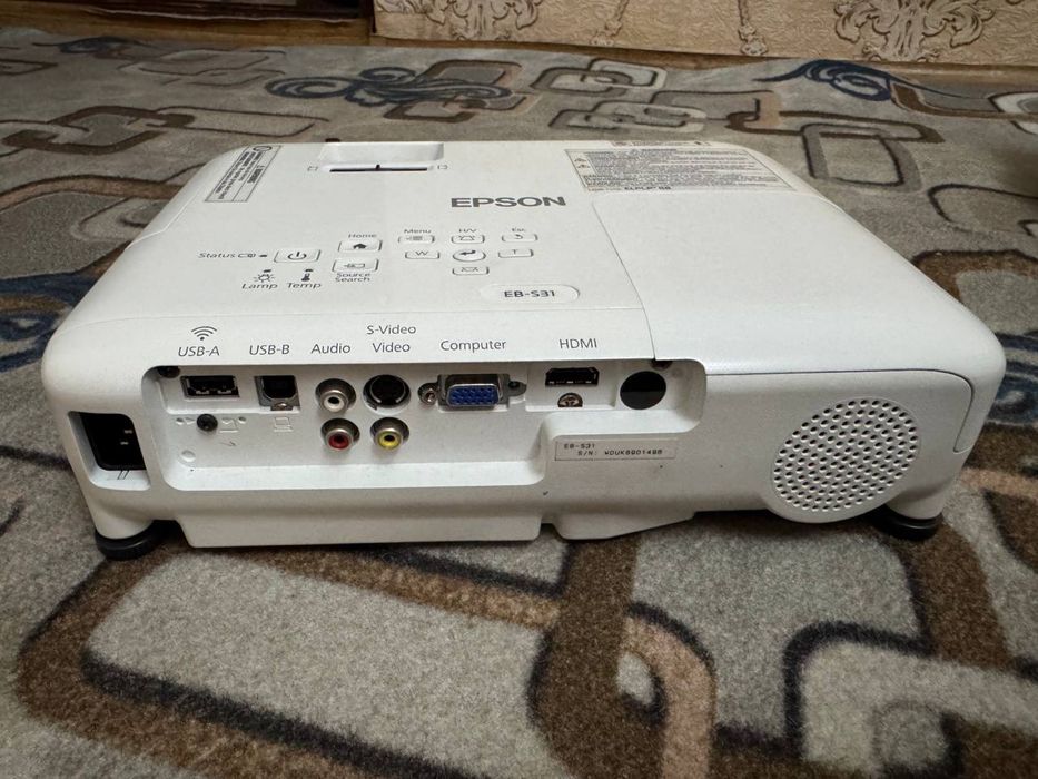 Proyektor Epson H719B