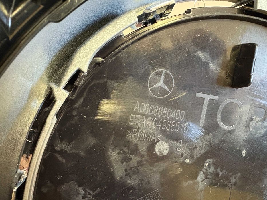 Grila radiator cu emblema Mercedes C class W206 dupa 2021 A2068883800