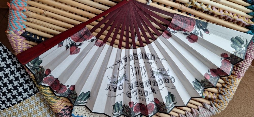 Evantai lux Hendrick's!