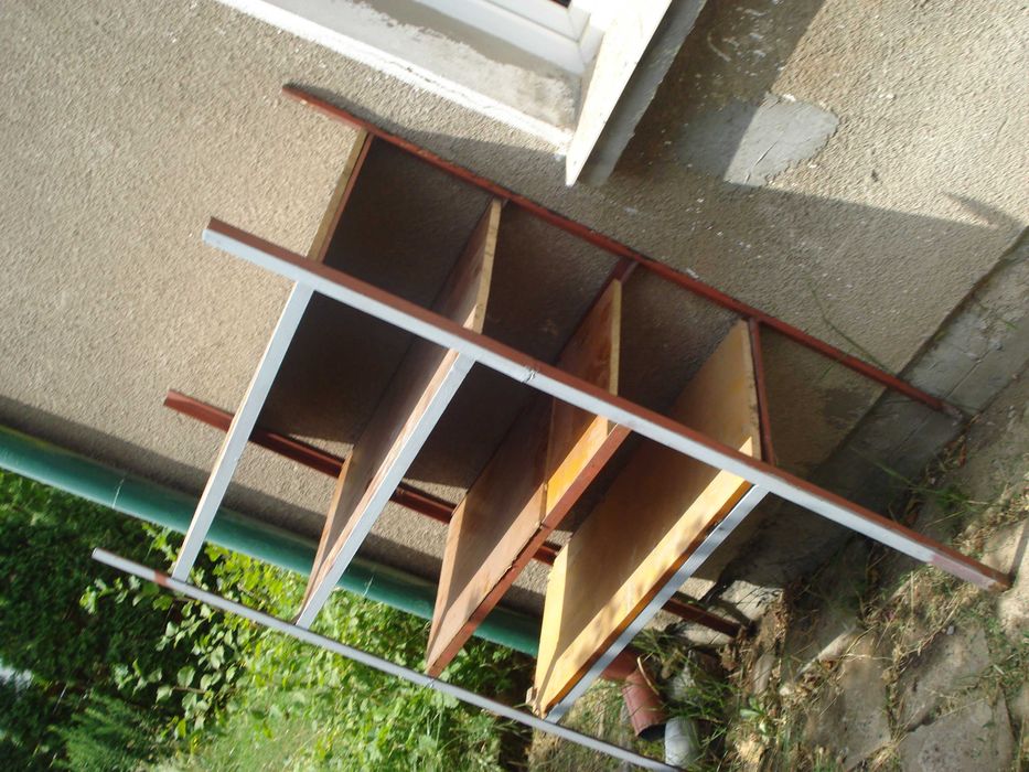 Стелаж лично предаване